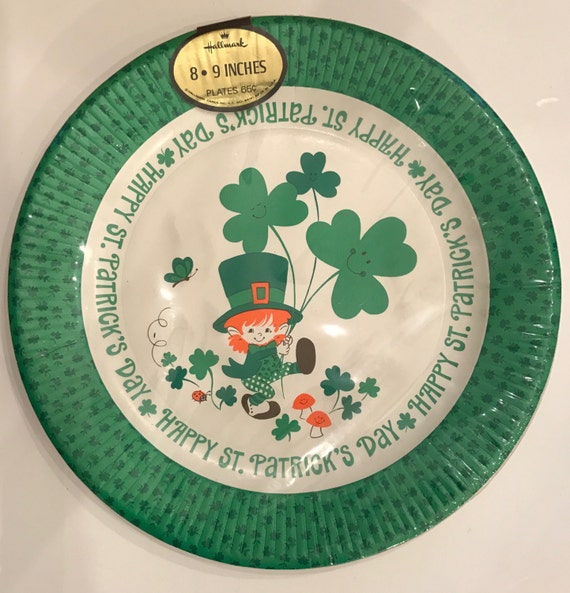 8 x Shamrock St Patrick/'s Day Paper Plates Shamrocks Irish Party Tableware