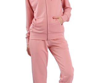 Conjunto deportivo de dos piezas para mujer: sudadera con capucha y pantalón de chándal con cremallera.