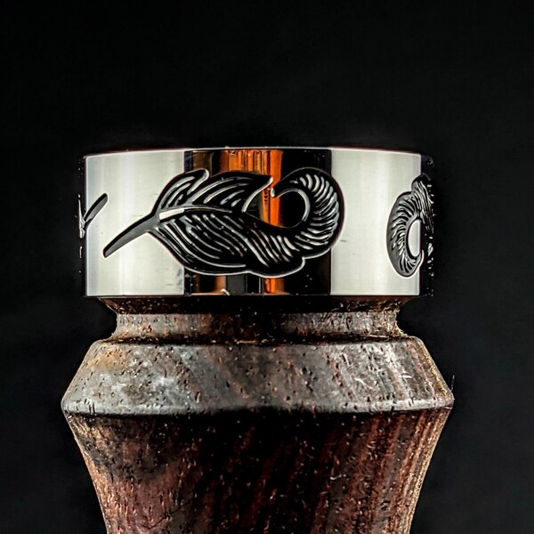 Black feather Waterfowl call band.