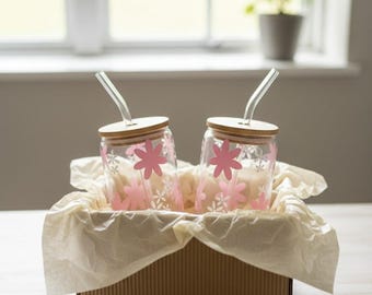 Custom Flower Glass Cup | Iced Coffee Glass | Two-Tone Daisy Design | Personalized Tumbler Gift