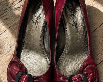 Vintage Miss Sixty Y2K Burgundy Leather Heart Heels