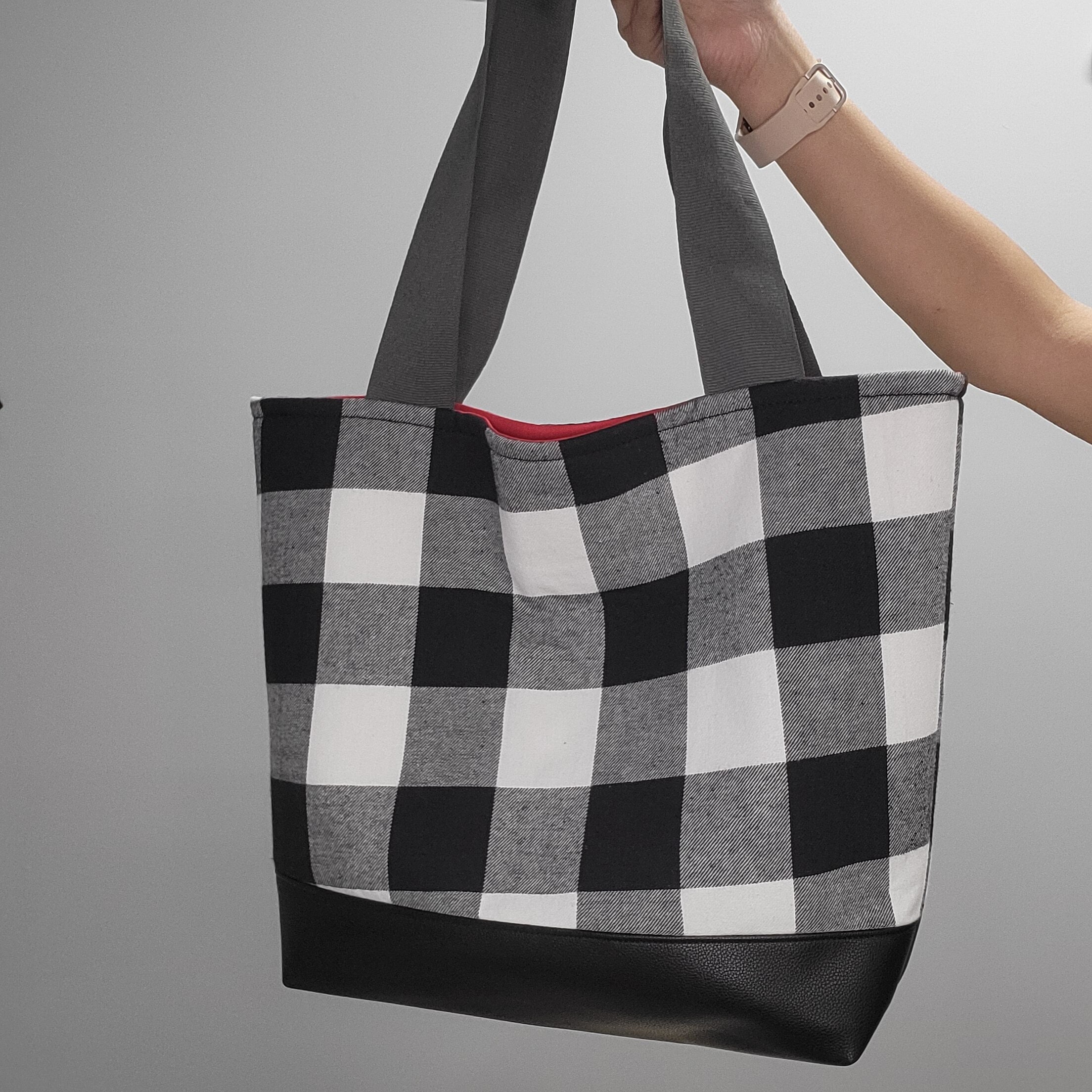 Black and White Buffalo Plaid Tote Bag S857