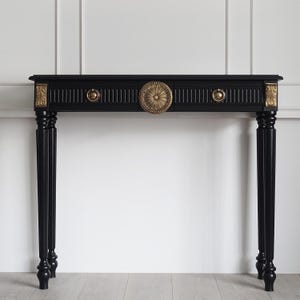 Consoletafel, zwart-gouden consoletafel, bijzettafel, bijzettafel, haltafel, haltafel, houten tafel, zwartgouden kaptafel, smalle tafel,