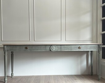 Grote bureautafel, consoletafel, consoletafel met radiator, eiken consoletafel, eiken bureau, rustieke tafel, houten tafelblad, rustieke gebogen consoletafel