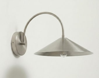 Applique da parete moderna italiana di metà secolo / Applique da parete con spina fatta a mano / Applique da parete senza fili / Coppia di applique da parete / Applique da parete vintage