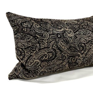 Brown Paisley Throw Pillow Cover Upholstery Fabric Decorative Oblong Lumbar Pillow Cushion Cover