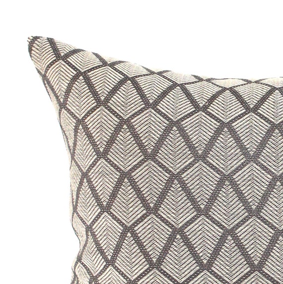 How much fabric for a lumbar pillow cheap