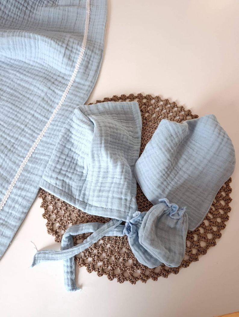 Blaues Musselin-Neugeborenen-Outfit: 4-teiliges Kimono-Set Bild 11