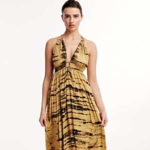Stunning Yellow Long Silk Dress for Women with Low Back – Elegant Satin Gown for Summer Weddings, Formal Events & Special Occasions