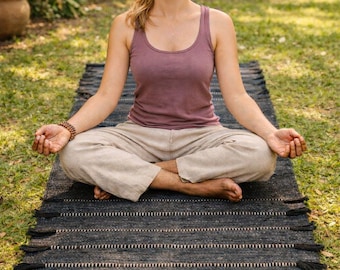 Handwoven Black Cotton Yoga Mat – Organic Herbal Infusion, Travel Friendly