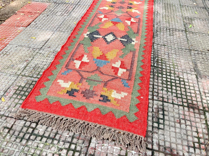 Tappeto Kilim - Vintage rosso, intrecciato a mano per corridoio e scale, geometrico, in juta e lana, tessitura piatta, per ingresso, bagno, cucina, per interni ed esterni. immagine 11