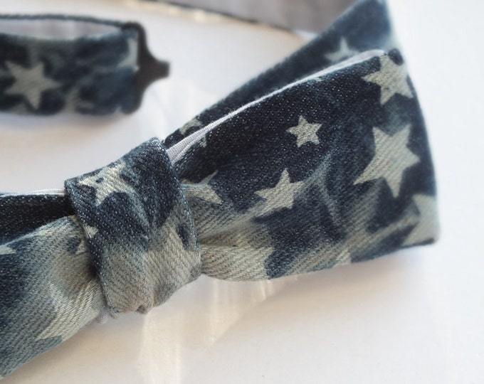 Denim bow tie - skinny style bow tie, freestyle, self tie bowtie for men - light blue cotton on reverse, by Bagzetoile