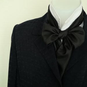 Regency Bow Tie - mens - self tie - just for men - pure silk, black - Bagzetoile handmade  mens bowties