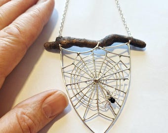 Spider web necklace-sample only