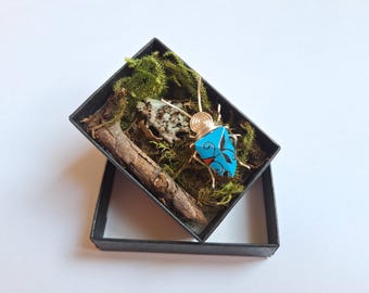 Shield Bug or Small Beetle in a box, gift or party favour