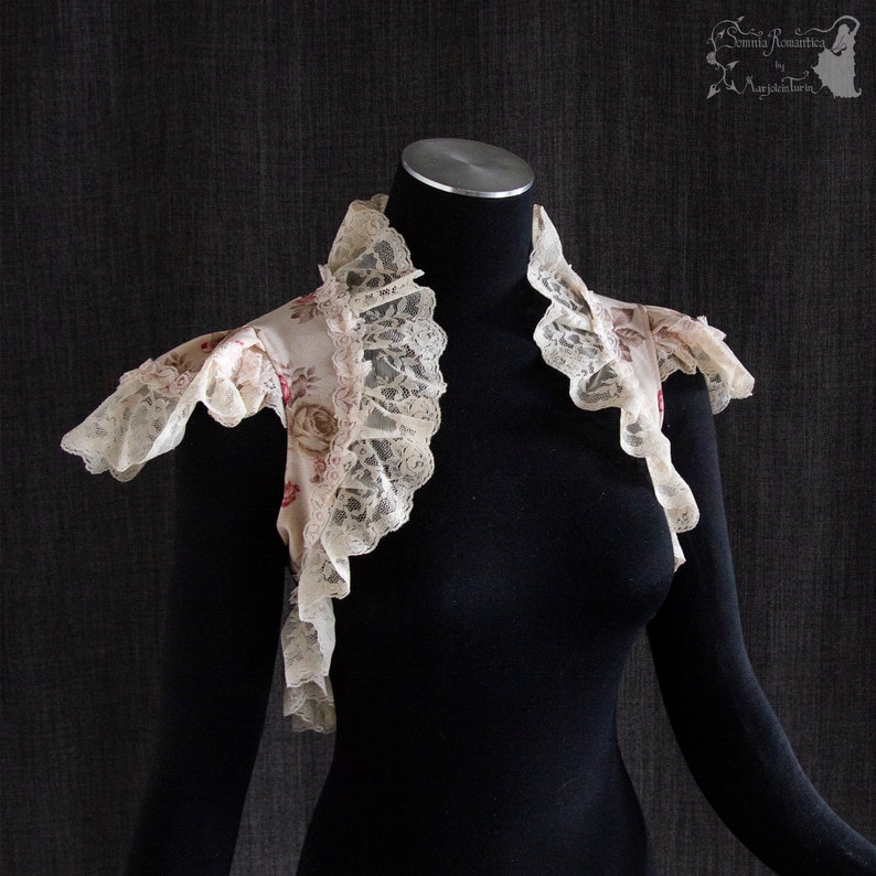 dress cover XS-S see item details and size chart steampunk Floral shrug Somnia Romantica size XS-S cottage chic victorian picnic