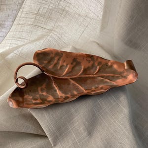 Vintage Gregorian Copper Leaf Dish #300 – Mid Century Handcrafted