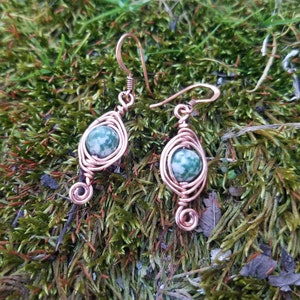 Copper Herringbone Earrings Green Tree Agate Earrings Copper Wire Wrap Earrings Green Gemstone Earrings Two Feathers Jewelry image 2