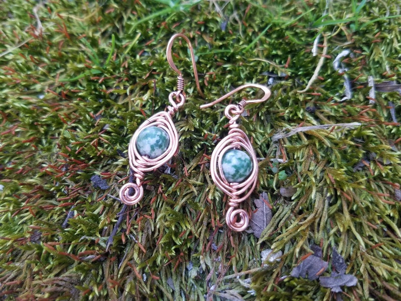 Copper Herringbone Earrings Green Tree Agate Earrings Copper Wire Wrap Earrings Green Gemstone Earrings Two Feathers Jewelry image 2