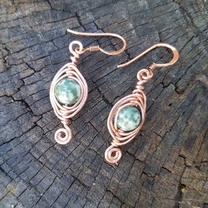 Copper Herringbone Earrings Green Tree Agate Earrings Copper Wire Wrap Earrings Green Gemstone Earrings Two Feathers Jewelry image 6