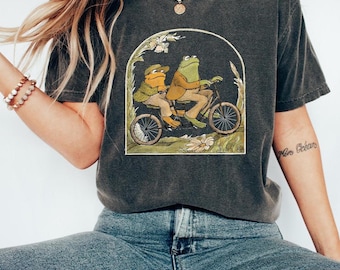 Comfort Colors® Frog And Toad Shirt,Frog And Toad Shirt, Vintage Classic Book Tee, Retro Frogs Shirt, Frog 90s Graphic Shirt,Book Lover Gift