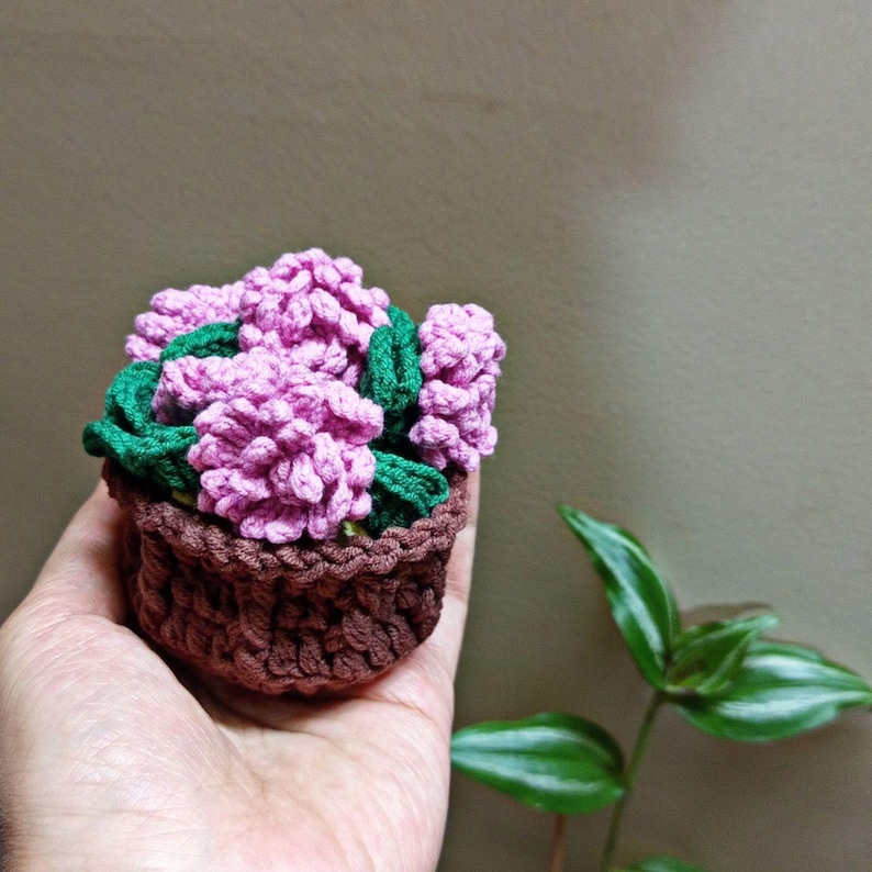 3 in 1 Crochet Flower Pot & Coaster Set – Handmade Colorful Floral Decor, Unique Gift, Cute Home Decoration image 2