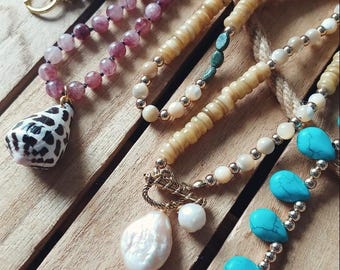 Strawberry Quartz Mother of Pearl Coneshell Champagne Pearl Necklace  16"