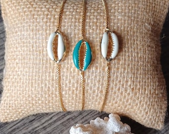 Cowry Shell Gold Adjustable bracelet