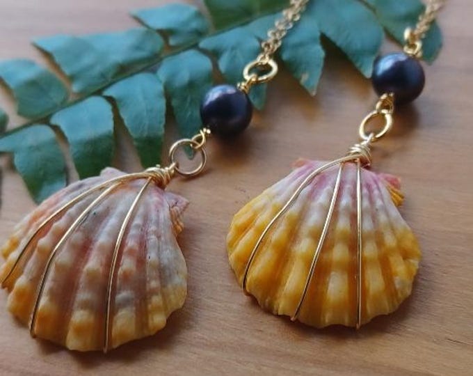 Sunrise Shell Peacock Pearl Necklace Gold Filled 16"
