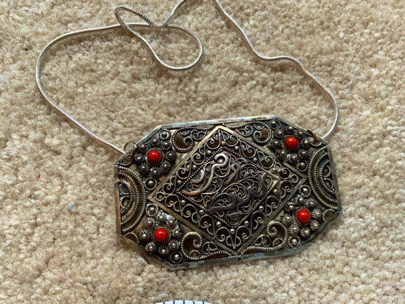 Silver and coral Arabic (?) pendant on chain, nec… - image 2