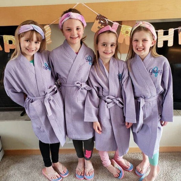 Spa Party, Girls Spa Party Robe, Girls Birthday Party Robe, Monogrammed Girls Robe, Dance Recital Robe, Flower Girl Robe, Kids Robe