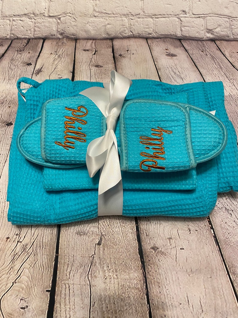 Bridesmaid Gift, Spa Robe Gift Set, Waffle Weave Slippers Matching Cosmetic Bag Set, Personalized Loungewear, Sorority Gift, Gift for Her image 5