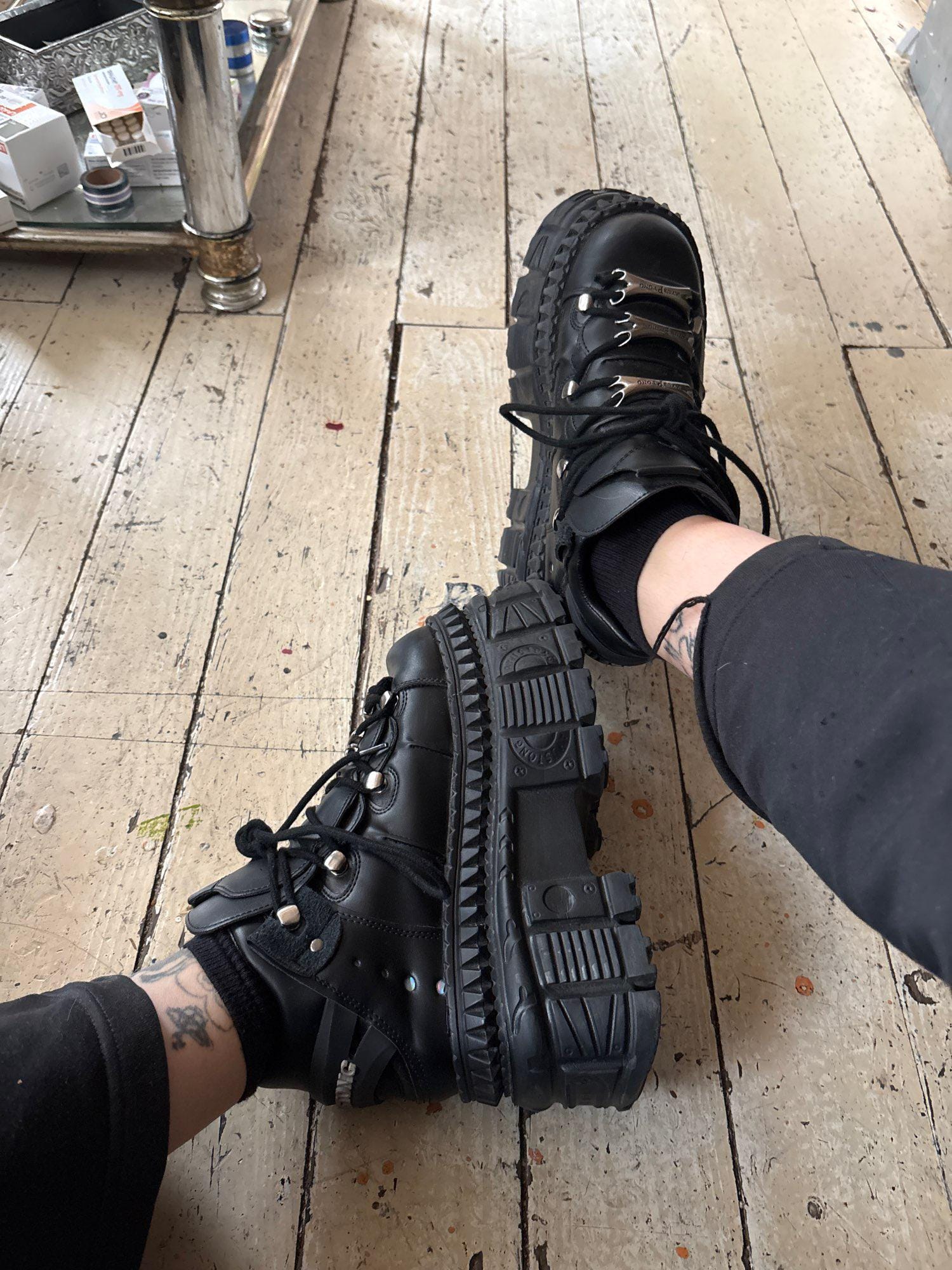 Vintage new rock shoes - Etsy 日本