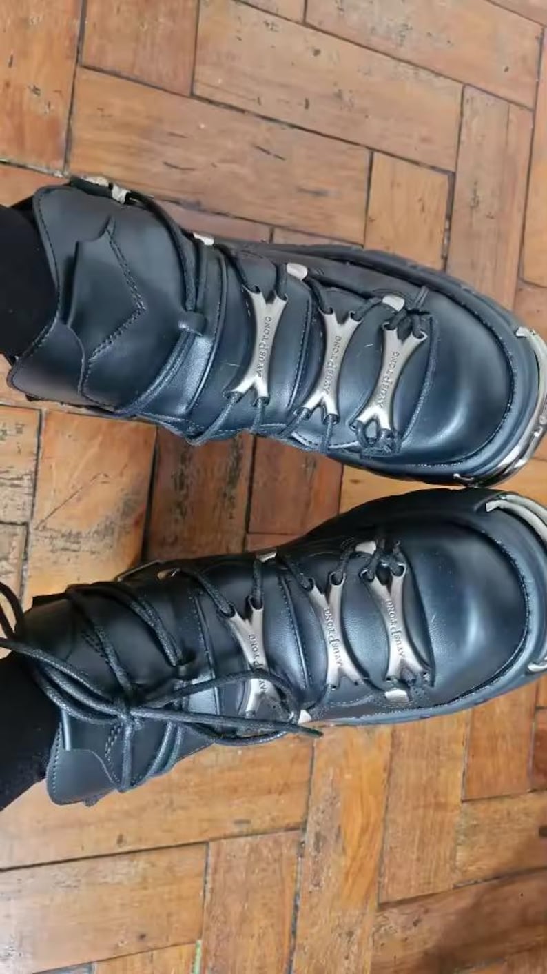 Women’s Black Punk Platform Sneakers - 6cm Gothic Metal Decor Motorcycle Boots - Lace-Up Rock Style Ankle Boots - High Heel PU Leather Platform Shoes - Industrial Punk Streetwear Booties