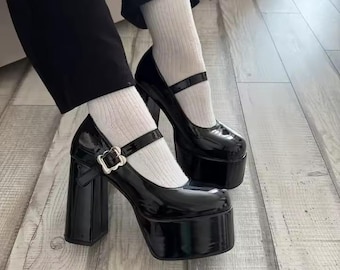 レディース 8cm以上の厚底ブロックヒールパンプス メリージェーン メタルバックル プラットフォームシューズ