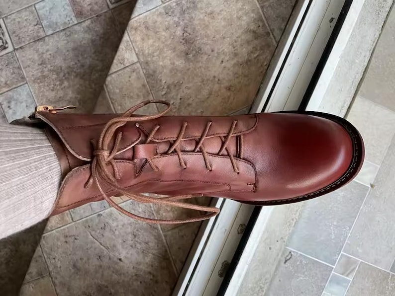 Genuine Leather Winter Round Toe Thick Heel Lace Up Retro Platform Ankle Boots for Women