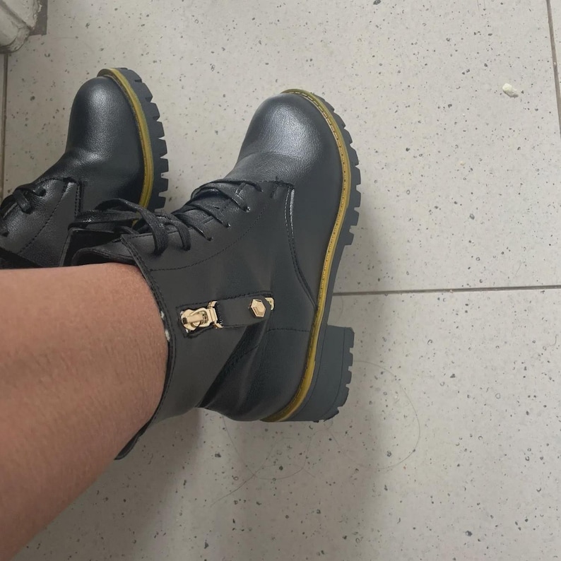 Versatile Women's Leather Combat Boots | Chunky Sole Ankle Boots with Lace-Up & Zip