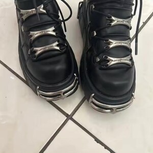 Women’s Black Punk Platform Sneakers - 6cm Gothic Metal Decor Motorcycle Boots - Lace-Up Rock Style Ankle Boots - High Heel PU Leather Platform Shoes - Industrial Punk Streetwear Booties