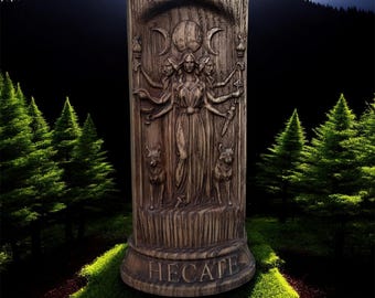 Hekate trästaty – Mörk gudinna, hednisk altardekor