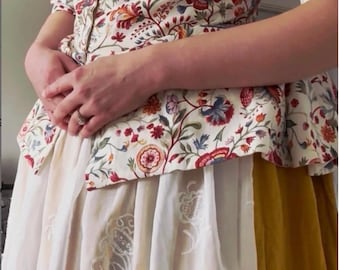 Embroidered Sprigged Apron / 18th Century / Colonial Revolutionary War Reenacting