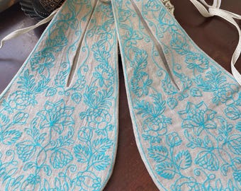 Pair of  18th Century Embroidered Linen Pocket /Stitched in turquoise Blue Wool