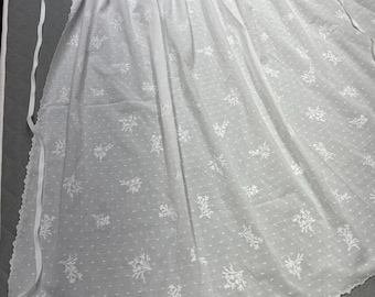 Dotted Swiss Sprigged Apron / 18th Century / Colonial Revolutionary War Reenacting