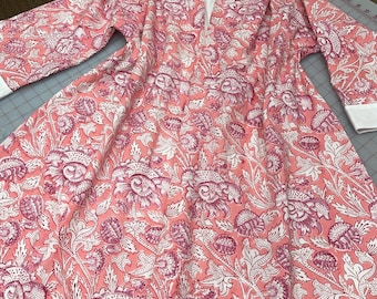 18th Century Lined Bedgown/ Colonial Revolutionary War Reenacting -size LG -Pink / 40-42 bust /* IN STOCK *