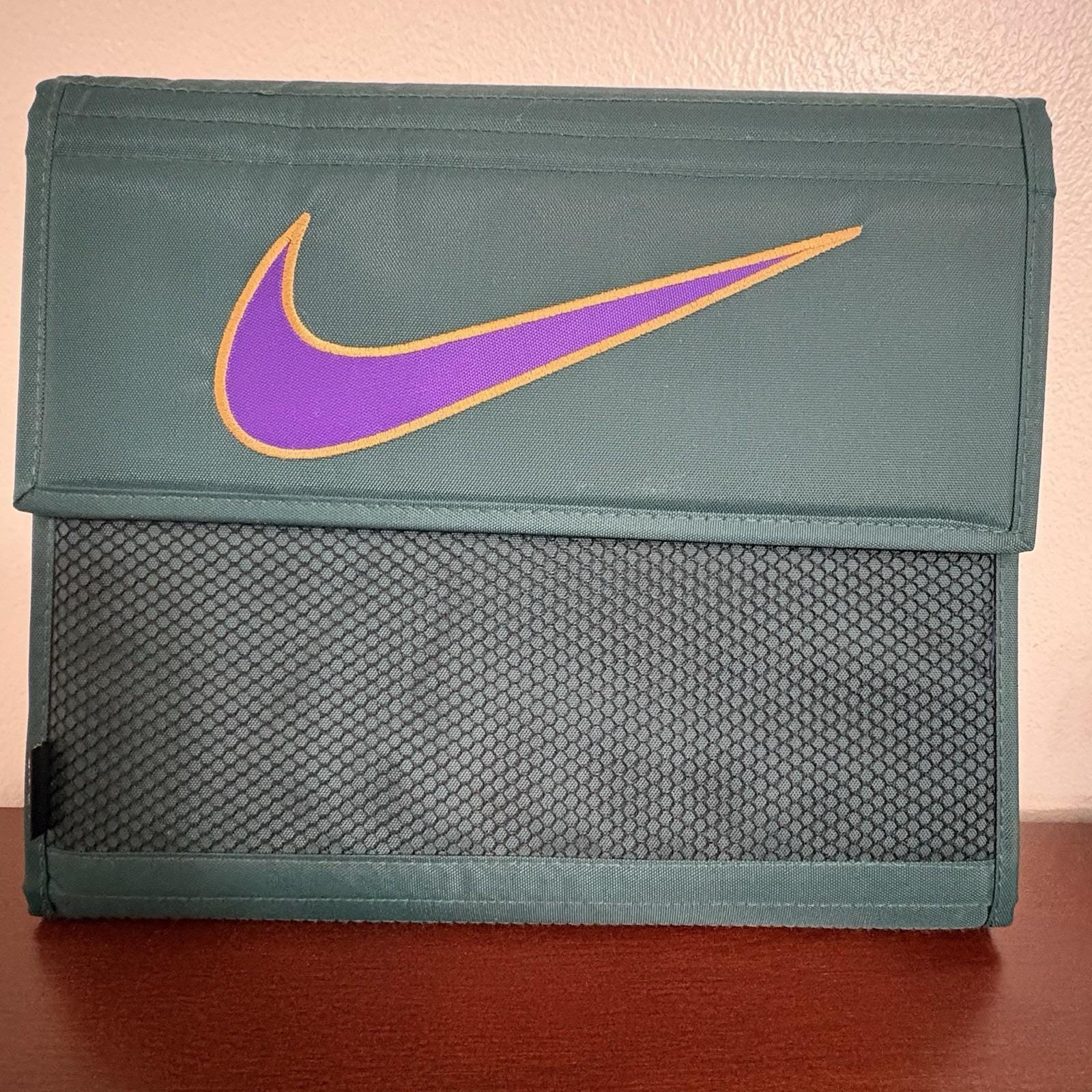 Nike Folder - Etsy