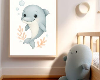 Puede incluir: Una impresión en acuarela enmarcada que presenta un delfín azul claro sonriente con vientre blanco. La obra de arte incluye burbujas y elementos coralinos en tonos melocotón y naranja. El marco es de color madera clara.