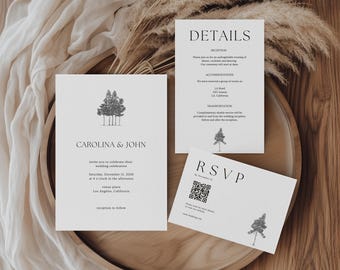 Op de afbeelding: Een set trouwkaarten met een minimalistisch ontwerp. De uitnodiging, details en RSVP-kaarten zijn gerangschikt op een houten dienblad. Elke kaart heeft een boomillustratie en elegante typografie. De uitnodiging luidt "Carolina & John".