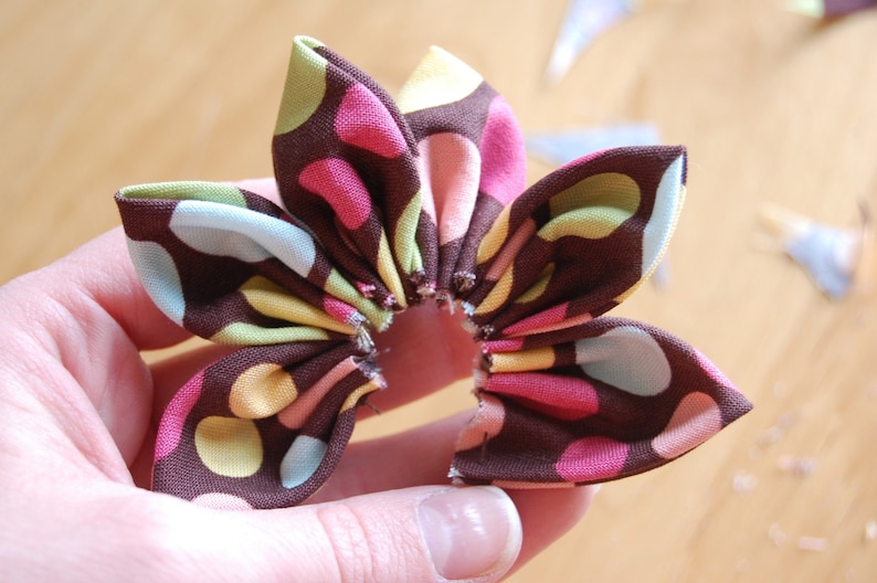 SALE Fabric Flowers Tutorials Patterns Digital Download PDF Make Your Own image 3