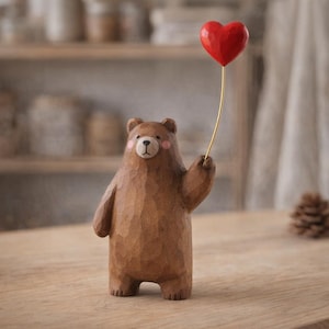 Houten beerbeeldje met ballon | Handgemaakt dierendecor | Leuk houten ornament | Cadeau-idee | Accent babykamer en thuis