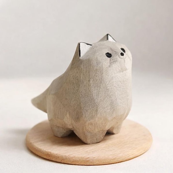 Wooden Wolf Figurine – Handcrafted Animal Shelf Decor, Rustic Woodland Accent