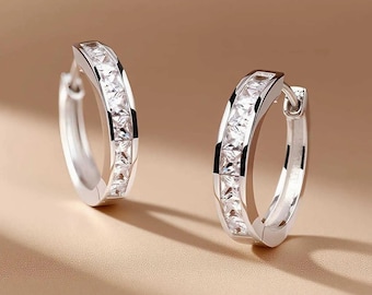 Elegant Sterling Silver Round Earrings with Sparkling Cubic Zirconia for Women's Everyday Glamor